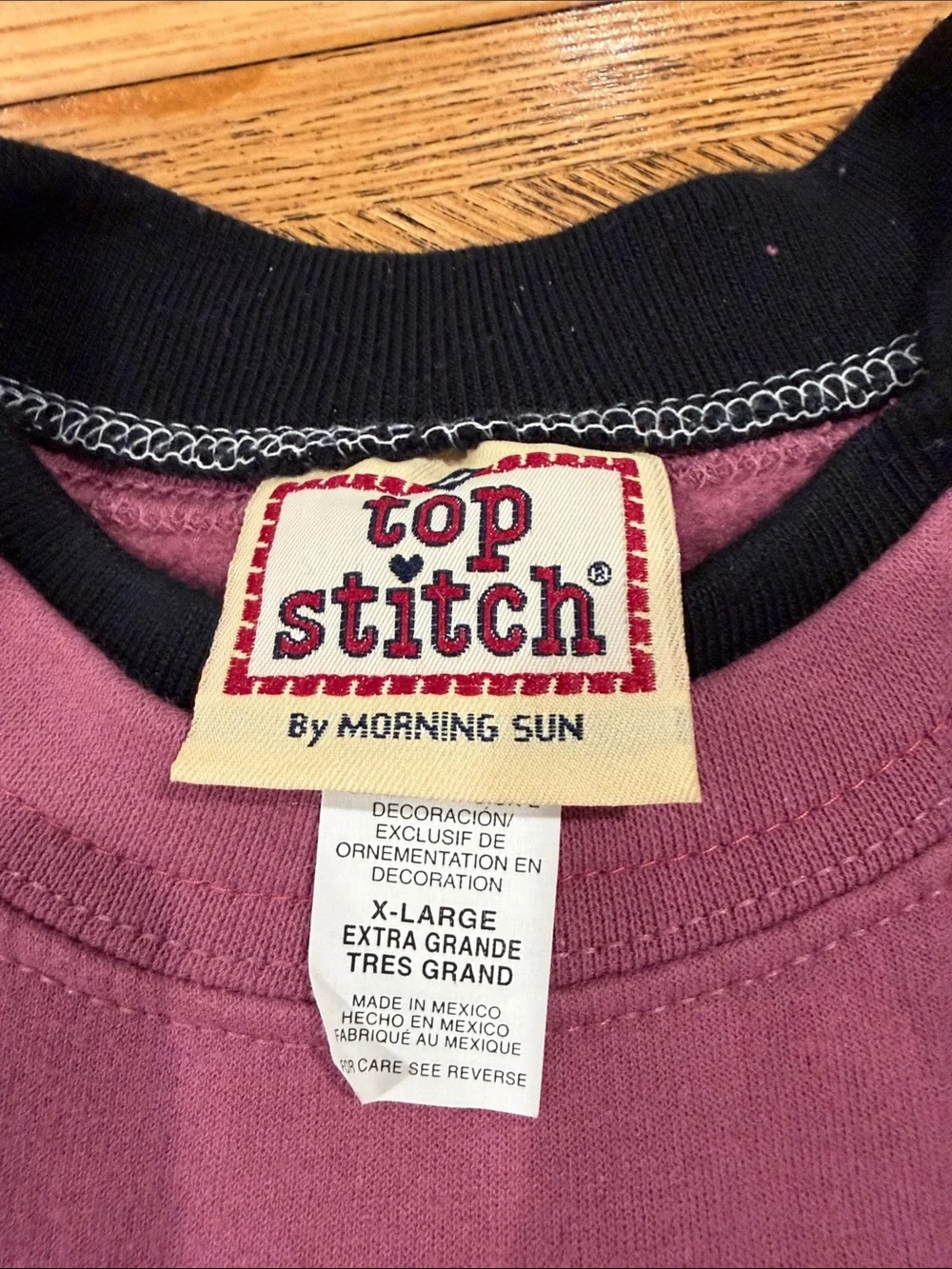 VTG 90s Top Stitch by Morning Sun Black Cat Velvet Pearl Collar Sweatshirt Pink